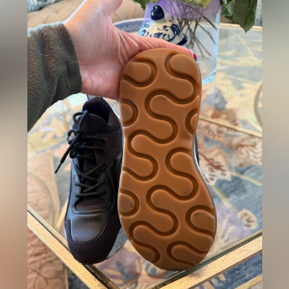 Stella McCartney's Black Sneakers brand new - Picture 6 of 6